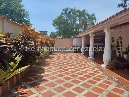 Hermosa Casa En El Limon Sector Las Mayas. Ljsa 26-14563