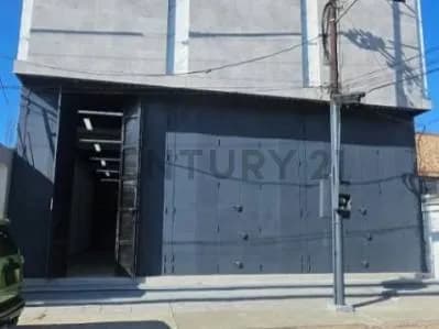 Venta de Local Comercial (remodelado) en Los Guajiros, Valencia