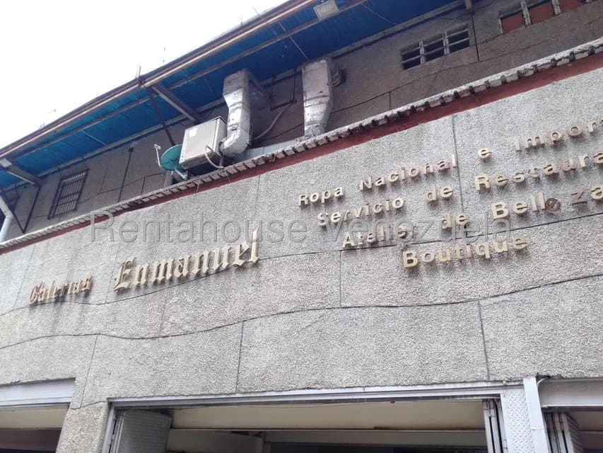 Comercial (Local Comercial) en Alquiler en Cementerio, Distrito Metropolitano