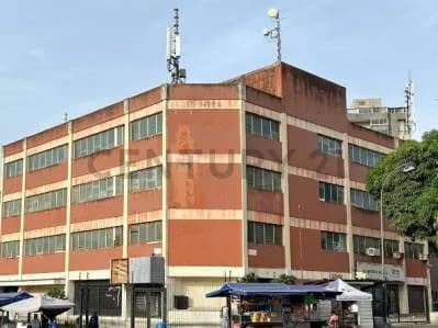 Vendo o ALQUILO AMPLIA PLANTA INDUSTRIAL DE 780MTS EN LA URBINA