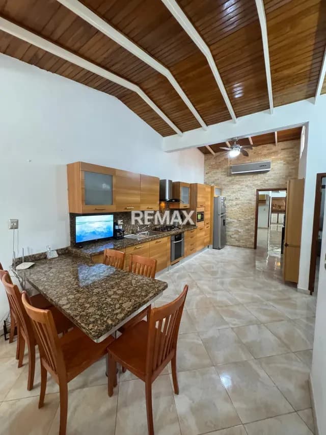Espectacular Casa en valle de oro, conjunto residencial botalon