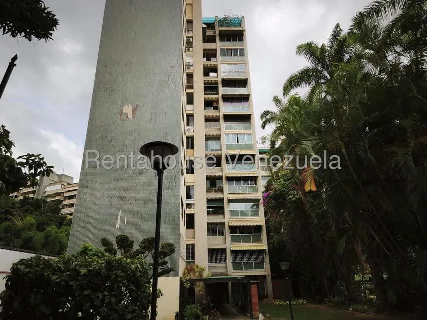 Apartamento (1 Nivel) en Alquiler en Los Palos Grandes, Distrito Metropolitano