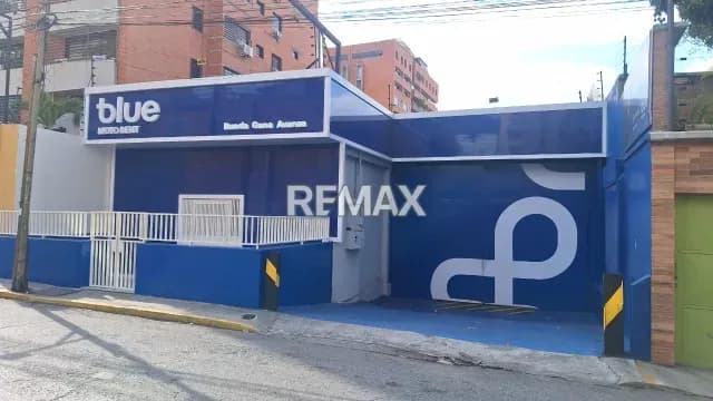 GALPON CON OFICINAS - LA CAMPIÑA