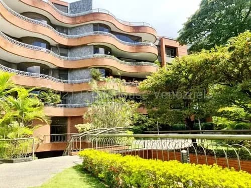 Se Vende Bello Apartamento En Altamira Mls-26-8091