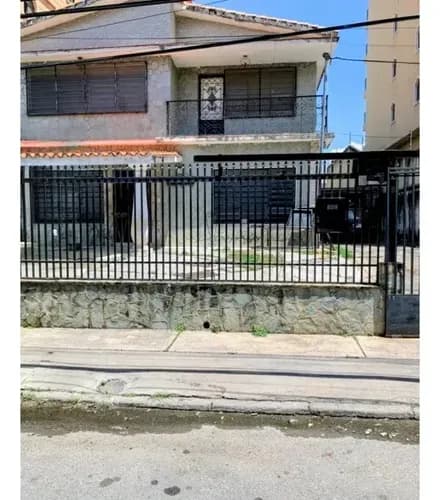 En Venta Casa Para Remodelar En La Soledad, Mcy. Aragua