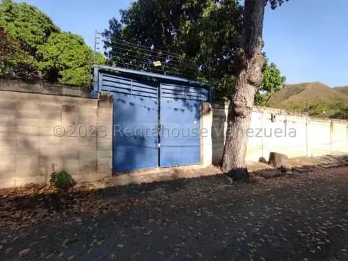 Lote De Terreno En Venta En Barrio Sucre Zona Norte De Maracay Db 25-15646
