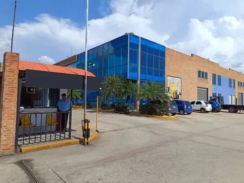 Galpón En Venta Valencia Edo Carabobo Zona Industrial Carabobo Centro Empresarial Fénix Negociable Acepta Financiamiento Y Vehículo Toyota Como Parte De Pago
