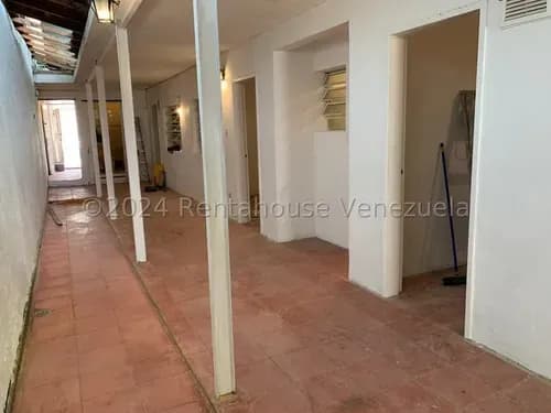 Nc Casa En Venta En El Hatillo Con Alto Potencial Para Remodelar 26-20197