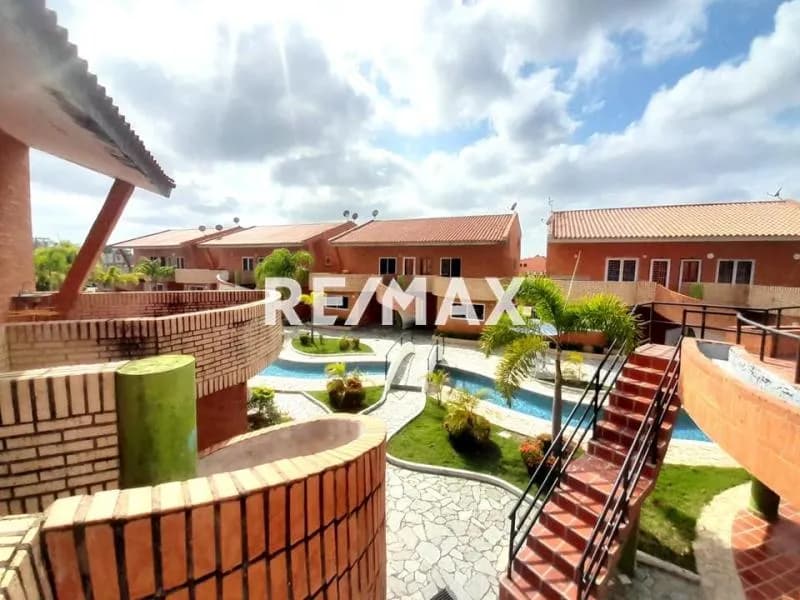 VENDE APARTAMENTO EN CONJUNTO RESIDENCIAL LOS ROQUES CIUDAD FLAMINGO.