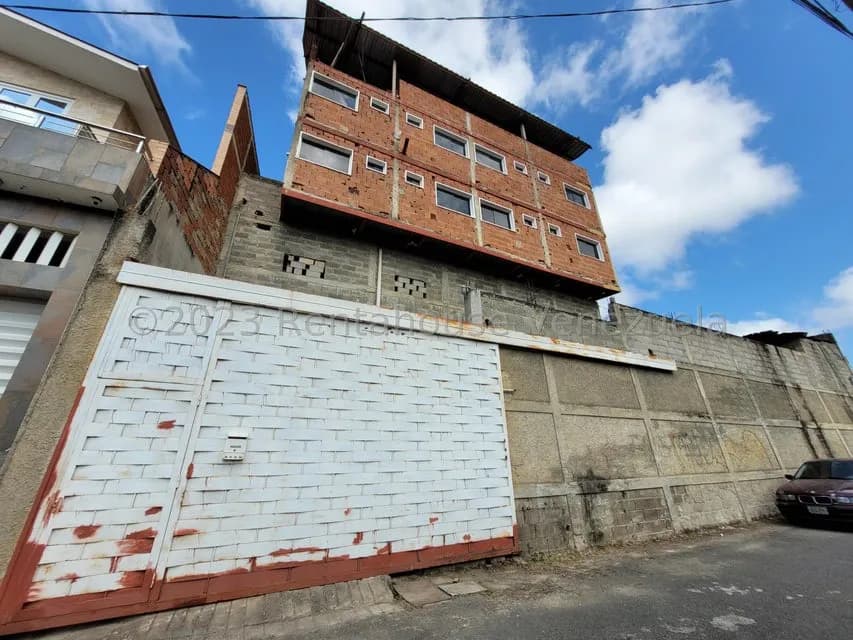Terreno (Residencial) en Venta en Los Guayabitos, Distrito Metropolitano