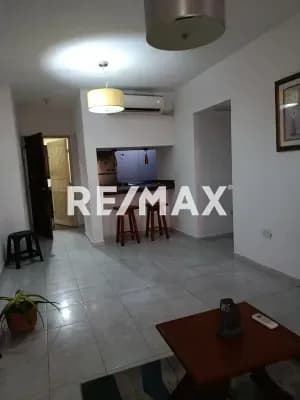 Vende apartamento En Sector Juanico, Urbanización Juanico Country , edificio Yacambu