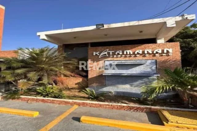 Punto comercial KATAMARAN en Venta