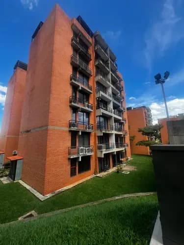 Apartamento En Alquiler: Conjunto Residencial Lomas De Mañongo Trigal Norte To-skd