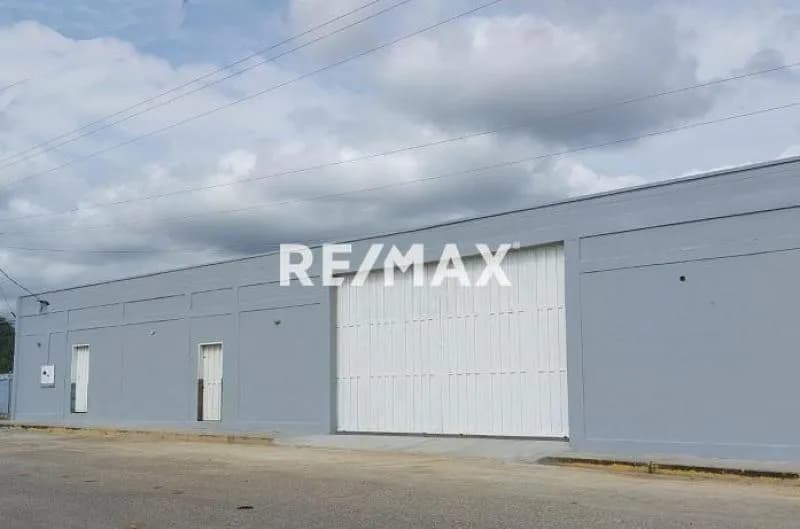 TERRENO EN VENTA ZONA INDUSTRIAL PALAVECINO