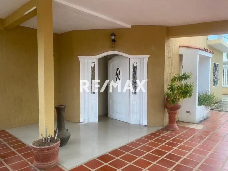 Se vende casa urb nuevo hornito Los Puertos de Altagracia