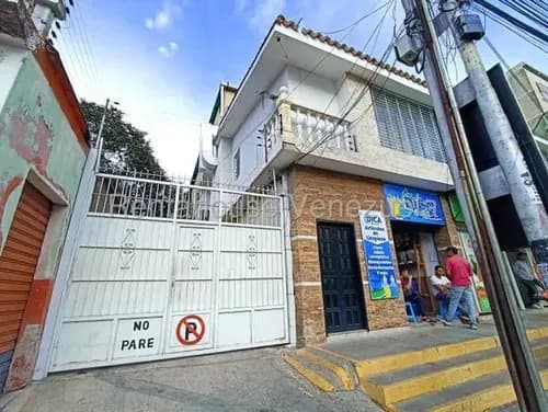 Estupendo Local En Alquiler En Av. Principal De La Cooperativa, Maracay (cod. 26-12108 Jbra)