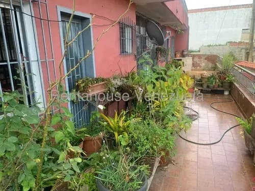 Casa En Venta - Elena Marin - Mls 26-2246