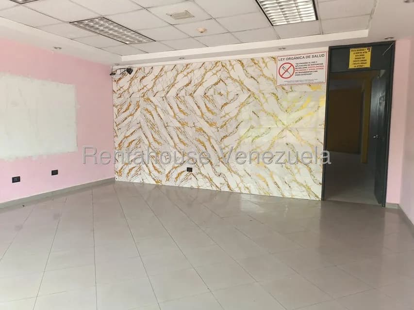 Comercial (Local Comercial) en Alquiler en Club Hipico, Miranda