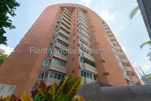 Apartamento En Alquiler El Rosal, Res 801