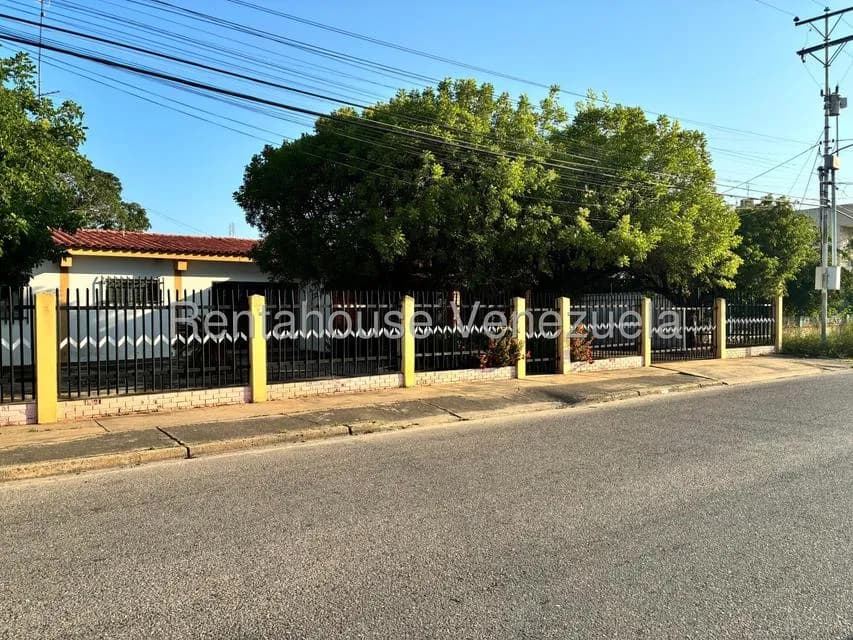 Casa (1 Nivel) en Venta en Calle Piar, Zulia