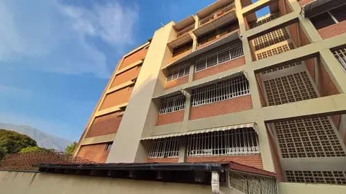 Alquiler De Oportunidad, Apartamento En Colinas De Los Ruices 26-21506