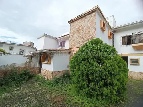 Casa En Venta En Caurimare Calle Cerrada