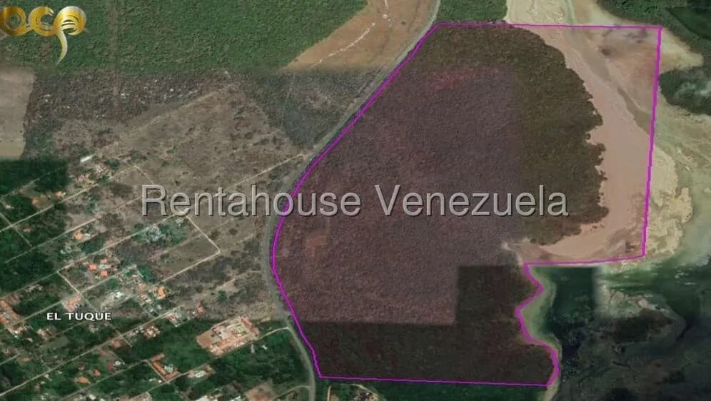 Terreno (Comercial) en Venta en Tucacas, Falcon