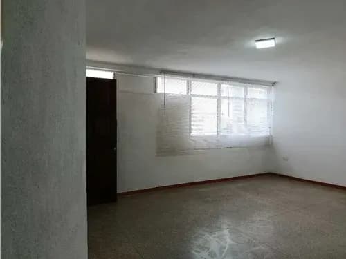 Apartamento En Alquiler Urb La Michelena. Valencia Av9993290