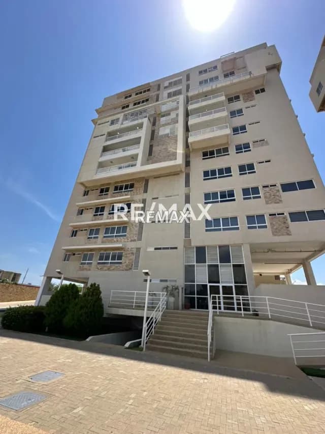 Apartamento plaza campo en venta