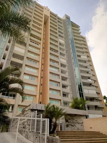 En Venta Lujoso Apartamento En El Bosque Res. Gran Mandalay, 200 M² Piso Alto, 2 Apartamentos Por Piso (al)
