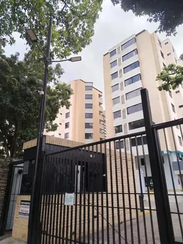 Apartamento En Alquiler Semiequipado Res Santa Clara Agua Blanca Jc-lp