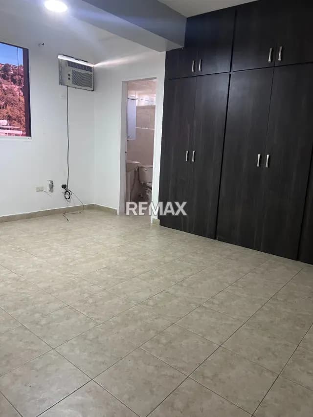 Apartamento en Alquiler, Ubicado Residencias el Pórtico 1 Torre Sur, Municipio Valera, Estado Trujillo