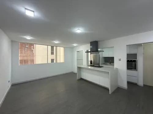 Acogedor Apartamento De 95.81 M2 En Venta Destaca Por Su Ubicación Estratégica En Una De Las Mejores Zonas De Caracas