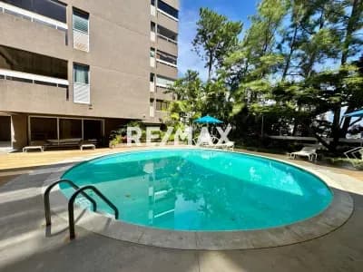 Apartamento en Alquiler Colinas De Bello Monte, 1h,1b,1E a pocos metros de La Embajada Americana