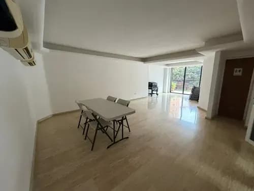 Impecable Apartamento De 113 M2 Climatizado Y Equipado En Concepto Abierto Con Puesto Techado Y Tanque Interno Residencias Roraima, Urbanización El Parral