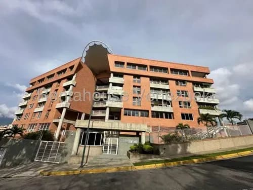 Venta De Hermoso Apartamento Duplex En Lomas Del Sol Jg