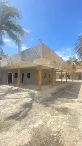 Terreno Con Construccion En Obra Gris En Venta En Chichiriviche Playa Norte