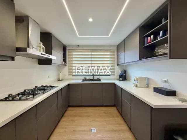 Apartamento en Venta en Paramillo Suite