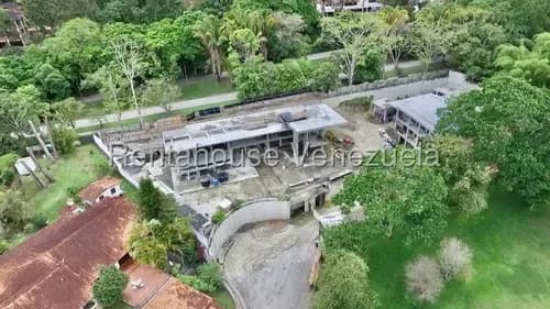 Casa En Venta En La Lagunita Country Club, En Obra Gris Avanzada, Lista Para Cerramientos Y Toques Finales Mls #26-18439 Bm