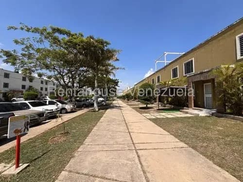 Lerli Mc Cormick Vende Casa En Av Riberena Cabudare Estado Lara Lmc *