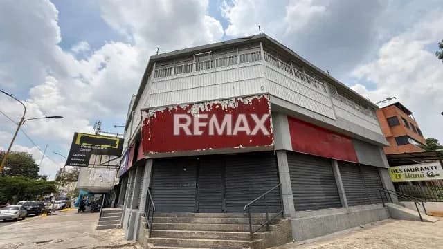 Venta propiedad comercial de esquina avenida bolivar norte
