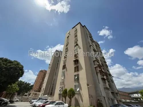 Jcp Hermoso, Remodelado Y Muy Bien Distribuido Apartamento En Venta Con Céntrica Ubicación Cercano A Todo Tipo De Comercios Y Vías De Acceso. Ven A Visitarlo Y Conviértelo En Tu Nuevo Hogar!