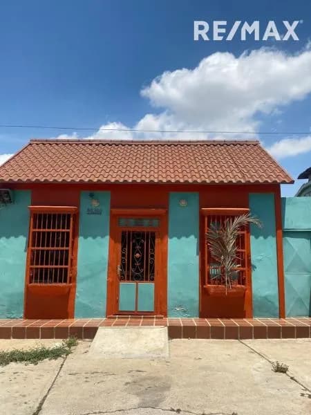 CASA COMERCIAL EN VENTA SECTOR EL SALADILLO, ZONA CENTRO, MARACAIBO