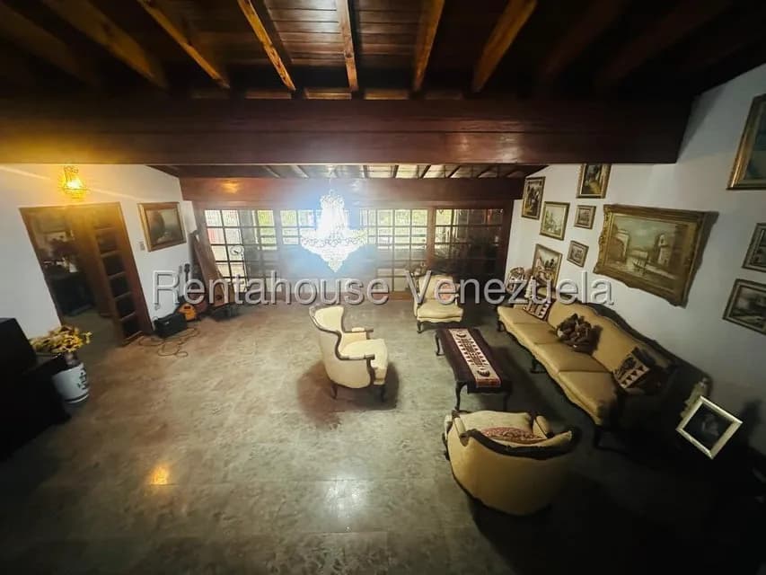 Casa en venta - $400k