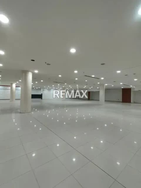 Imponente Local comercial en venta