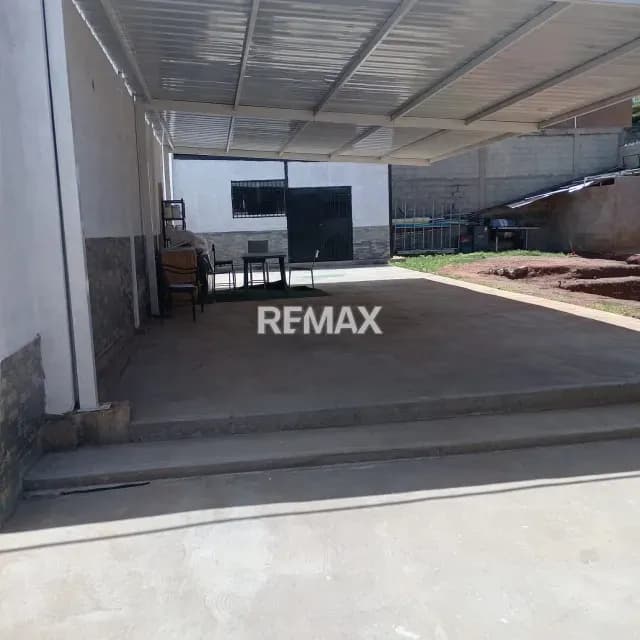 Terreno en venta - $60k