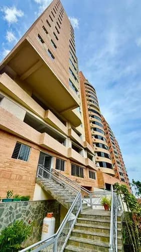 Espectacular Penthouse En Obra Gris Res. Victoria Palace, El Parral Penthouse De 267 M2 Más 120 M2 De Terraza Adicional