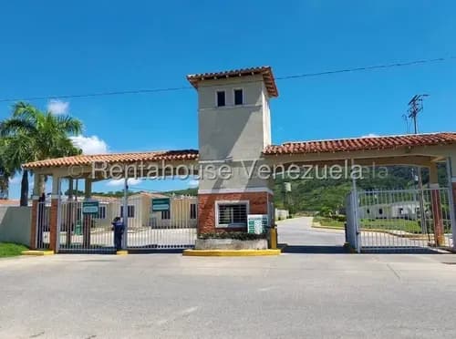 Casa En Venta En La Ensenada 26-17965