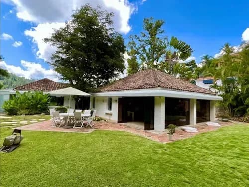 Casa En Venta Colinas Del Tamanaco Baruta - Caracas