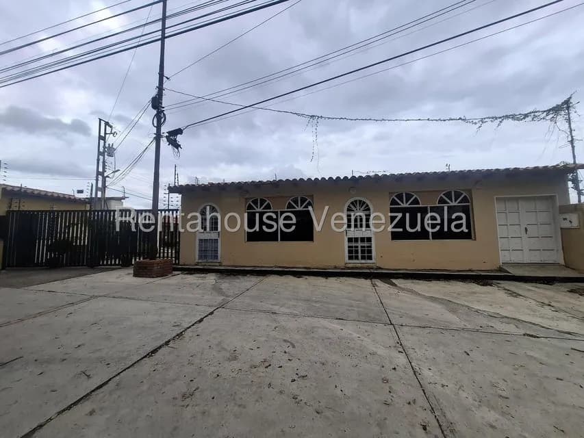 Comercial (Local Comercial) en Alquiler en Puertas Del Sol, Lara